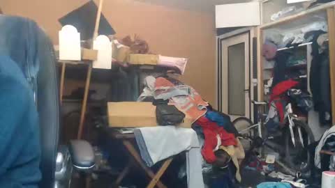 pascal88881 online show from December 2024 05:00:01 AM