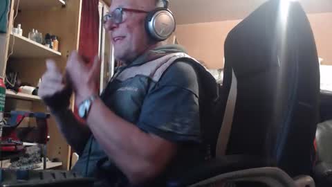 pascal88881 online show from January 2026 10:34:02 PM