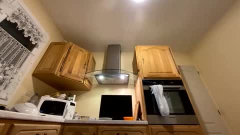 pascalou02 online show from October 2025 05:13:02 PM