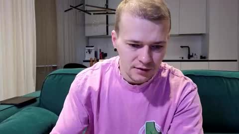 Pashka online show from February 2026 07:09:02 AM