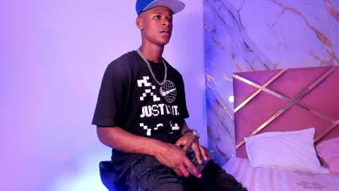 passion_black_ online show from April 2026 06:46:01 PM