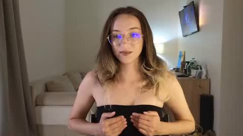 Anna online show from July 2026 08:40:02 PM