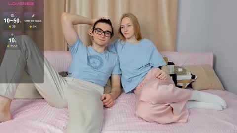 We Katrin and Moris online show from October 2025 01:20:02 PM