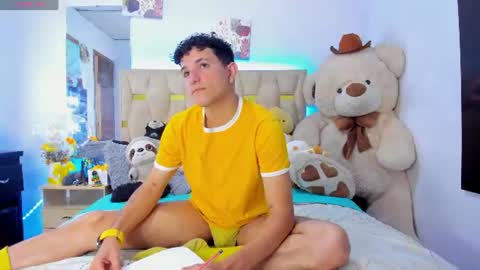 Snapshot of patrick_sanzzz chatting on June 2026 01:41:02 AM Patrick online show from June 2026 01:41:02 AM