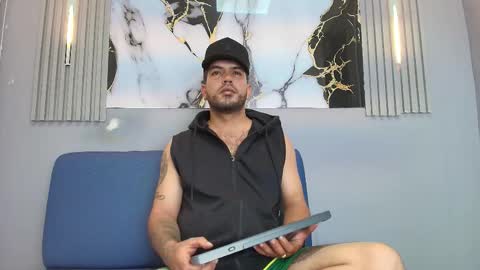 Snapshot of patrick_savage1 chatting on February 2026 02:53:02 PM PATRICK online show from February 2026 02:53:02 PM