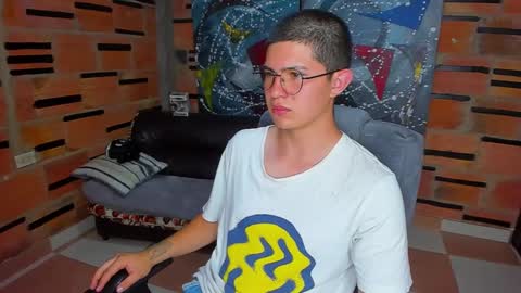 .... online show from January 2025 09:39:02 PM