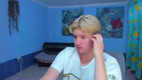 .... online show from October 2025 06:30:01 PM