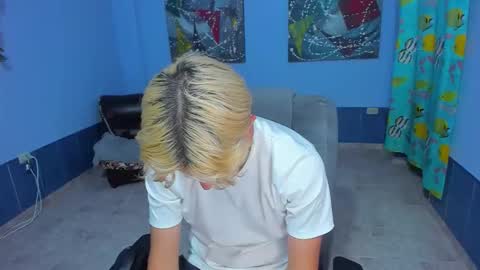 .... online show from November 2025 08:36:02 PM