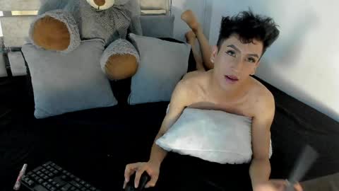 patrik online show from April 2026 02:01:01 AM