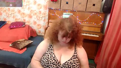 PatsyORose online show from December 2025 01:54:01 AM