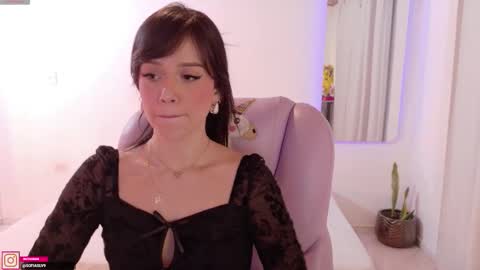 Sofa online show from February 2026 07:01:02 PM