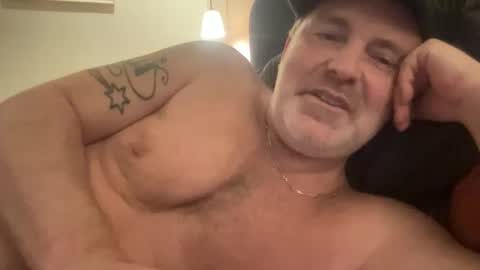 HipsterdadUK online show from January 2026 02:38:01 AM