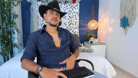 Paul Rivera online show from December 2025 09:11:02 PM