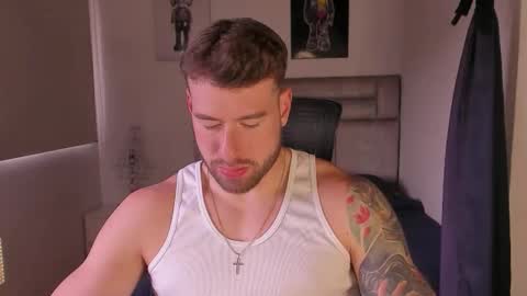 PAUL ROGER online show from March 2026 08:45:02 PM