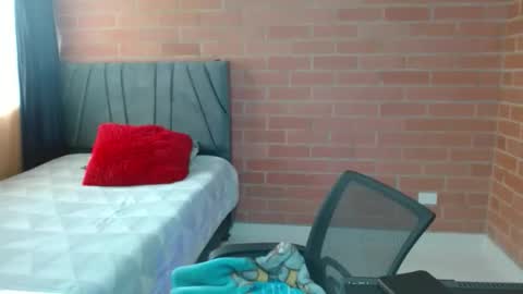 paula__117 online show from March 2026 07:40:01 PM