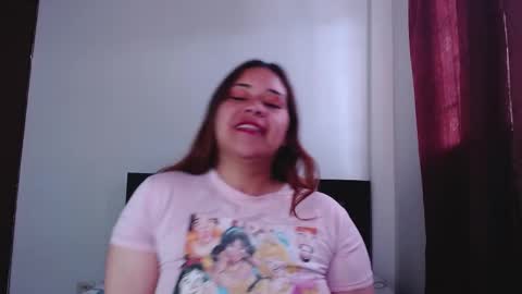 Snapshot of paula_anderson chatting on September 2025 08:52:02 PM PAULA online show from September 2025 08:52:02 PM