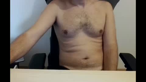 Snapshot of paulbazo83 chatting on November 2025 10:05:01 AM paulbazo83 online show from November 2025 10:05:01 AM