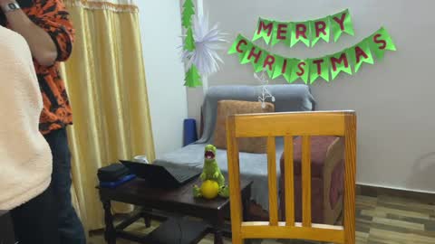 Isla  Chase online show from December 2024 06:16:02 PM