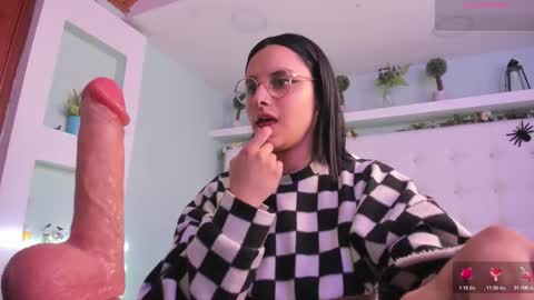 paulha_miller online show from November 2025 12:15:01 PM