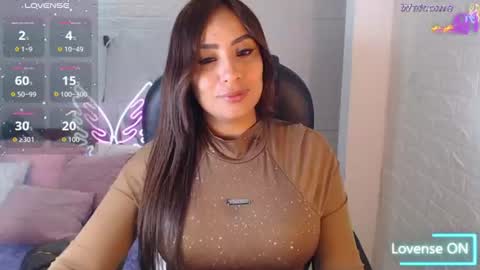 Snapshot of paulina_galvis2700 chatting on July 2026 04:49:01 PM paulina online show from July 2026 04:49:01 PM