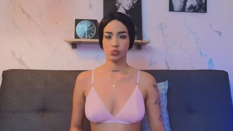 PAULINA  online show from July 2026 04:43:02 PM