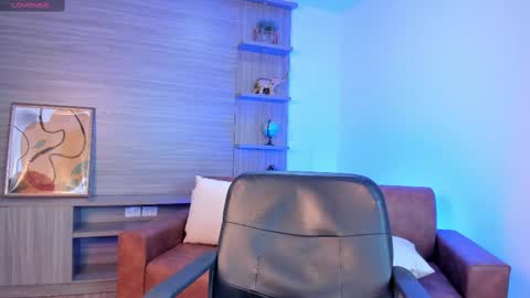 Paulina  online show from February 2025 12:05:02 PM