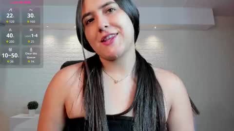 Snapshot of paulina_sweett chatting on June 2026 11:12:02 AM Paulina online show from June 2026 11:12:02 AM