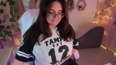 Estefania online show from February 2026 05:08:01 PM