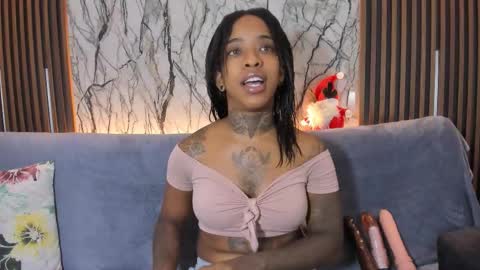 Pauline online show from November 2025 02:37:02 AM