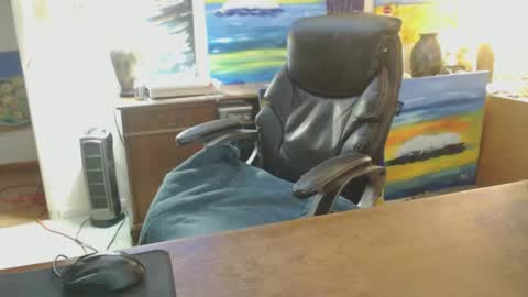 Snapshot of paulleroy chatting on March 2025 10:34:02 PM paulleroy online show from March 2025 10:34:02 PM