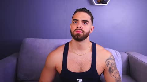 Paul Phoenix online show from December 2025 07:29:02 PM