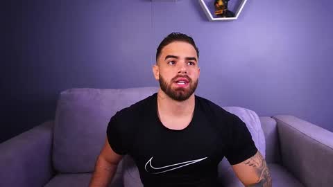 Paul Phoenix online show from December 2025 08:24:02 PM