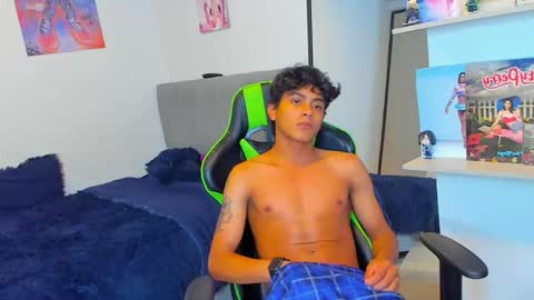 Paul online show from April 2026 03:35:02 AM