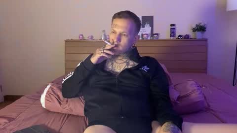 Snapshot of paulvelvet chatting on November 2025 04:39:01 PM Paul Velvet online show from November 2025 04:39:01 PM