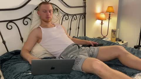 Snapshot of pavelrey chatting on June 2026 08:06:01 AM Pavel online show from June 2026 08:06:01 AM