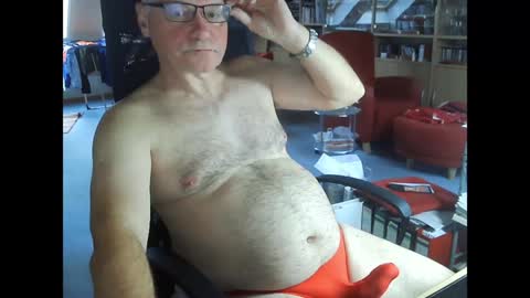 Snapshot of pavlovsdog2006 chatting on December 2024 09:06:01 AM Pavlov aka Peter online show from December 2024 09:06:01 AM