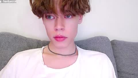 pawclaw online show from November 2025 09:38:02 PM