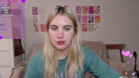 Allisses online show from December 2024 08:32:01 PM