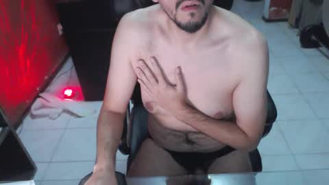 Snapshot of paynedr chatting on December 2024 01:11:02 AM Fabio online show from December 2024 01:11:02 AM