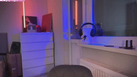 Snapshot of peaceful_oblivion chatting on January 2025 05:13:01 PM Sandra Next Stream pm MSK 5 pm UTC1pm EDT online show from January 2025 05:13:01 PM