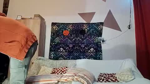 Snapshot of peacefulness93 chatting on March 2026 01:53:02 AM peacefulness93 online show from March 2026 01:53:02 AM