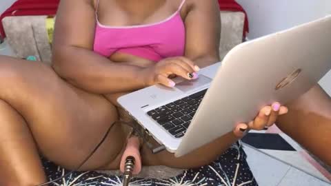 peacelady online show from September 2025 07:33:02 AM