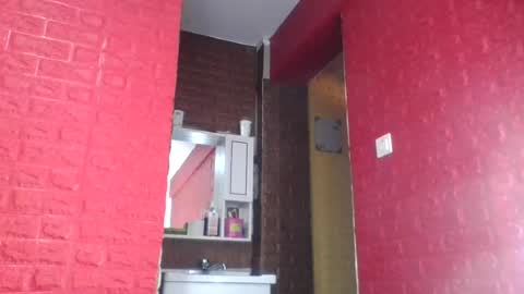 Snapshot of peach_melbah chatting on June 2026 09:19:02 AM peach_melbah online show from June 2026 09:19:02 AM