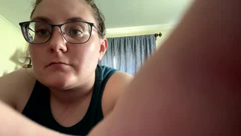 Snapshot of peachesbestfriend chatting on April 2026 04:59:01 PM peachesbestfriend online show from April 2026 04:59:01 PM