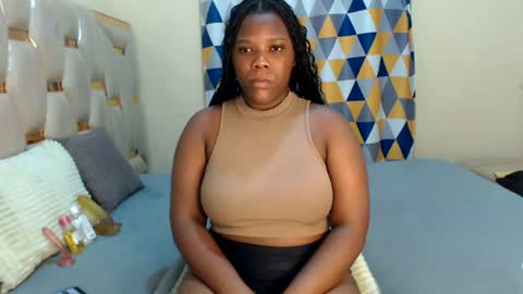 Snapshot of peachygirl255 chatting on June 2026 02:10:02 PM Peachy online show from June 2026 02:10:02 PM
