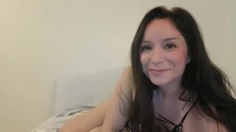 PeachyObsession online show from November 2025 01:48:02 AM