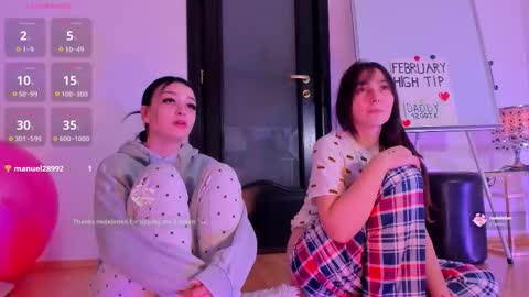 Snapshot of peanaughty chatting on February 2026 07:52:01 AM Kate online show from February 2026 07:52:01 AM