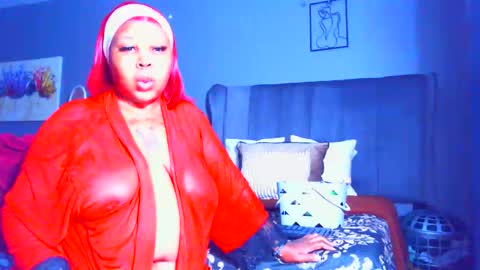 Snapshot of pearlblu38 chatting on May 2026 03:29:02 PM Pearl online show from May 2026 03:29:02 PM