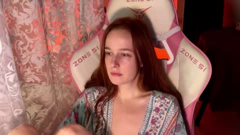 Adelina online show from September 2025 10:46:02 PM