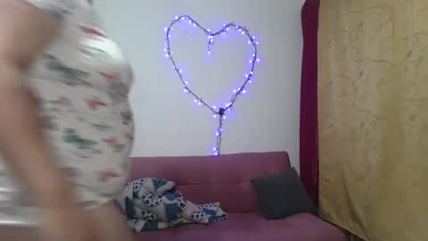 Snapshot of pecadodulce chatting on December 2024 03:51:02 AM pecadodulce online show from December 2024 03:51:02 AM